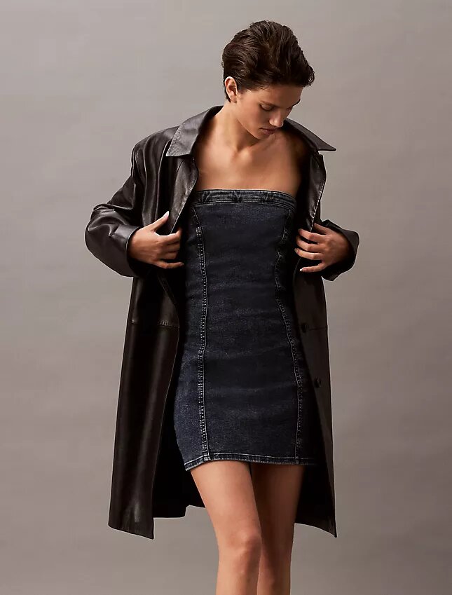 Minivestido de denim sin tirantes Minivestido de denim sin tirantes