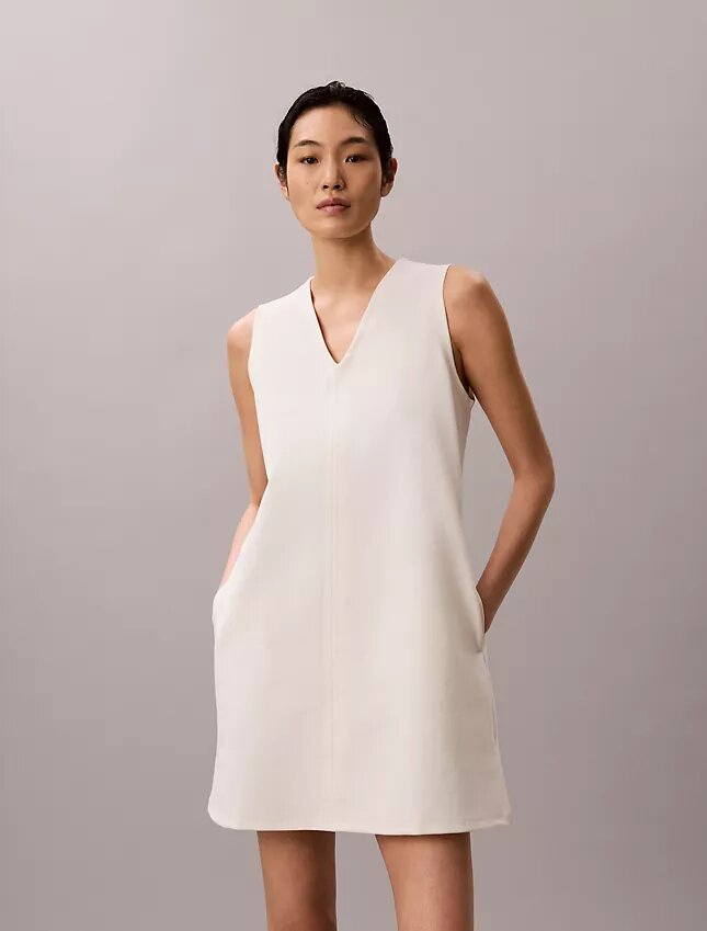 Minivestido de entrelazado con cuello en V Minivestido de entrelazado con cuello en V