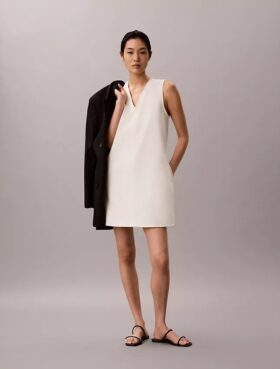 Minivestido de entrelazado con cuello en V
