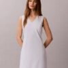 Minivestido de mezcla de algodón con cuello en V Minivestido de mezcla de algodón con cuello en V