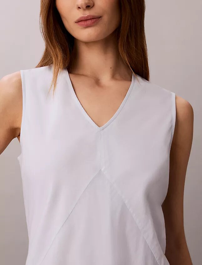 Minivestido de mezcla de algodón con cuello en V Minivestido de mezcla de algodón con cuello en V