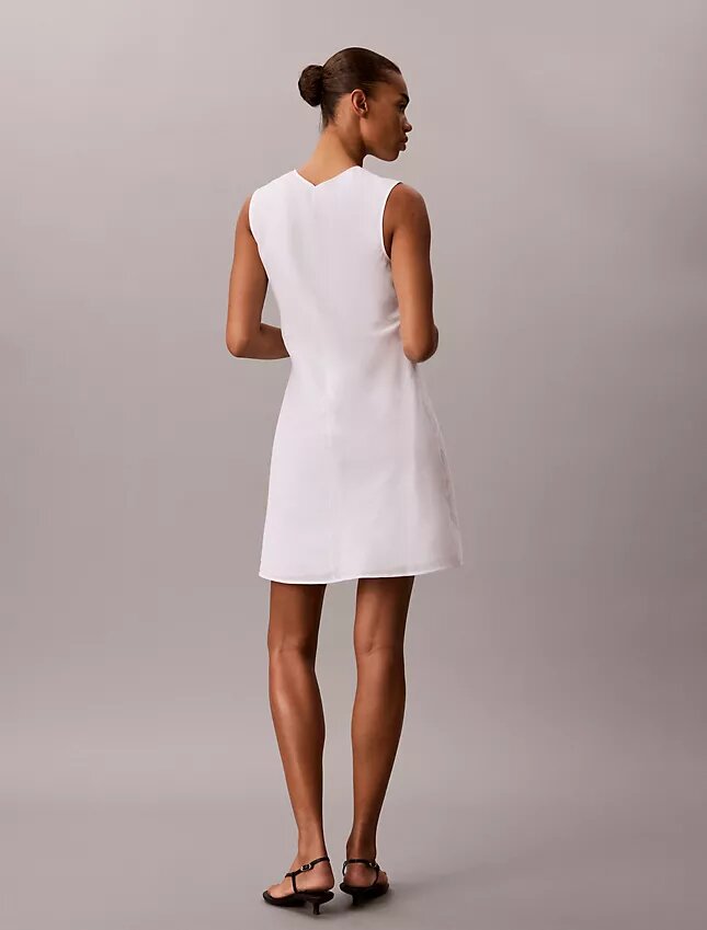 Minivestido de mezcla de algodón con cuello en V Minivestido de mezcla de algodón con cuello en V