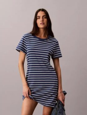 Minivestido tipo camiseta con Monogram