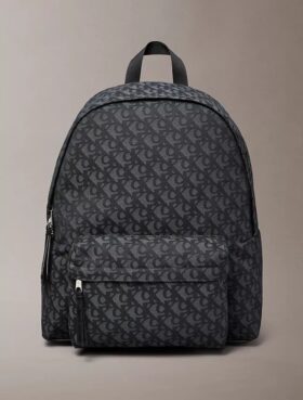 Mochila con el logotipo Monogram en toda la superficie
