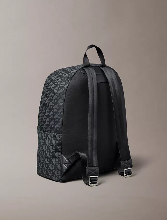 Mochila con el logotipo Monogram en toda la superficie Mochila con el logotipo Monogram en toda la superficie
