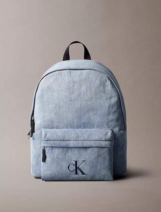 Mochila con logotipo Monogram de Denim Mochila con logotipo Monogram de Denim