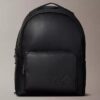 Mochila con Monogram en relieve Mochila con Monogram en relieve