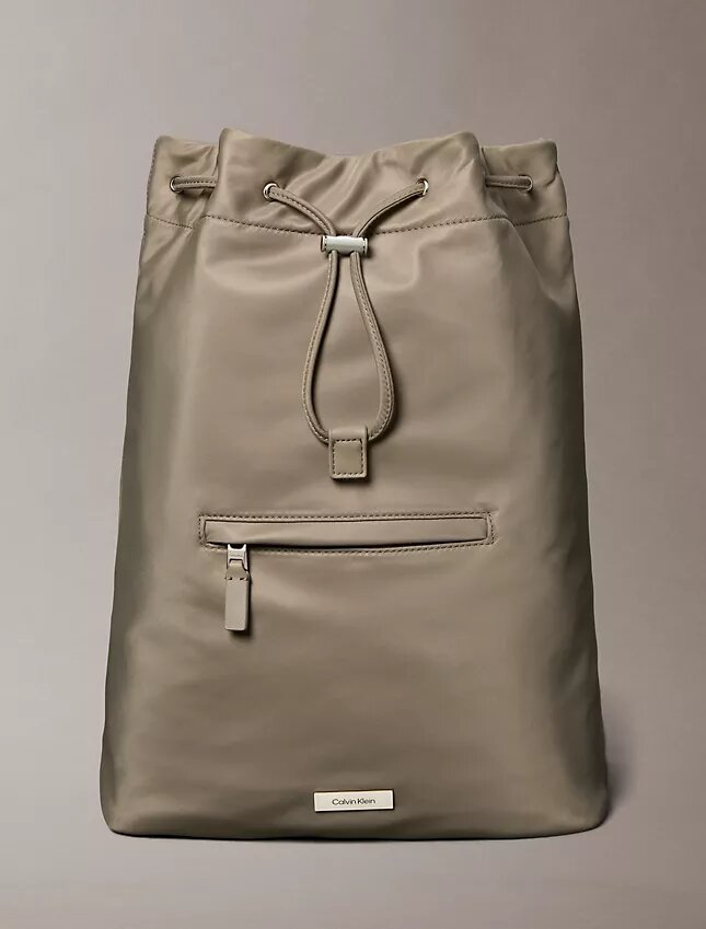 Mochila de nailon mate con cordón Mochila de nailon mate con cordón