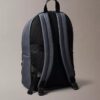 Mochila redonda con logotipo en relieve