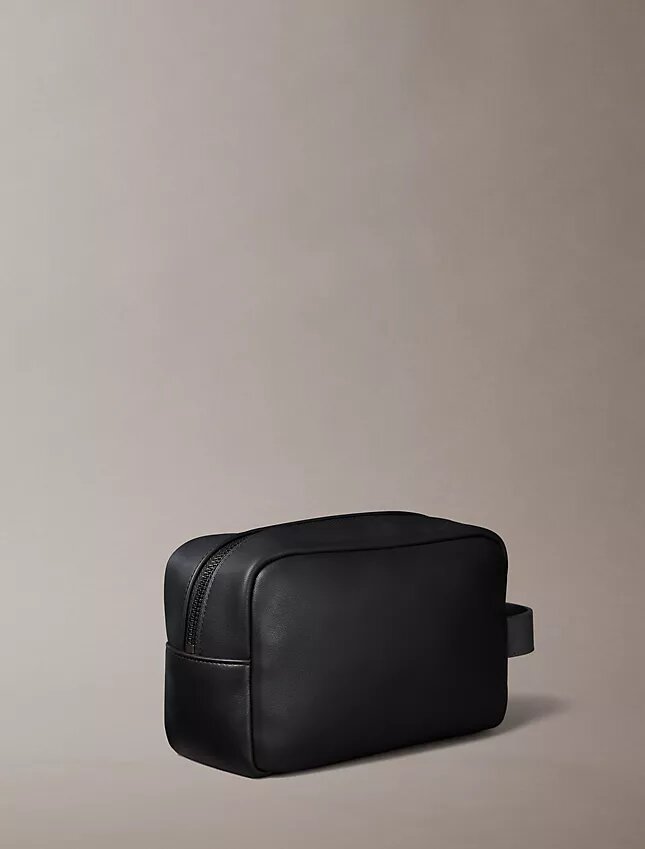 Neceser Monologo con relieve Neceser Monologo con relieve
