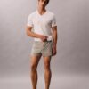 Pack de 3 camisetas de cuello en V de corte ajustado en mezcla Cotton Stretch Pack de 3 camisetas de cuello en V de corte ajustado en mezcla Cotton Stretch