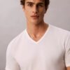 Pack de 3 camisetas de cuello en V de corte ajustado en mezcla Cotton Stretch Pack de 3 camisetas de cuello en V de corte ajustado en mezcla Cotton Stretch