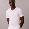 Pack de 3 camisetas de cuello en V de corte ajustado en mezcla Cotton Stretch Pack de 3 camisetas de cuello en V de corte ajustado en mezcla Cotton Stretch