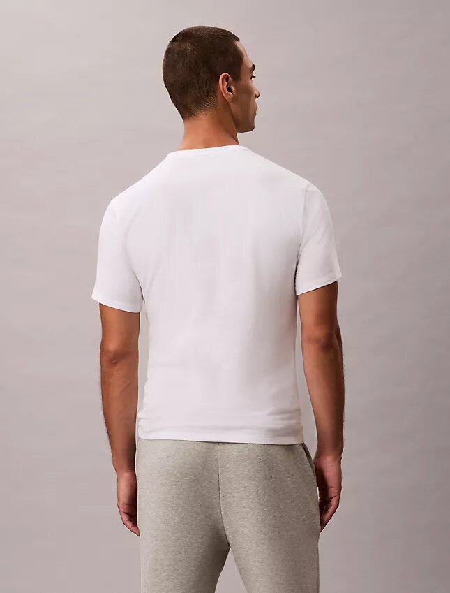 Pack de 3 camisetas de cuello en V de corte ajustado en mezcla Cotton Stretch Pack de 3 camisetas de cuello en V de corte ajustado en mezcla Cotton Stretch