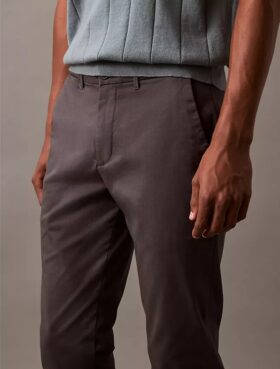 Pantalón chino de algodón elástico