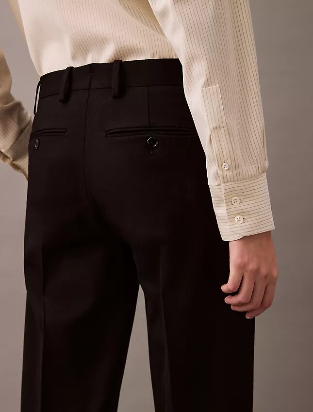 Pantalón clásico de gabardina de lana Pantalón clásico de gabardina de lana