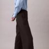 Pantalón con bordes sin rematar Pantalón con bordes sin rematar