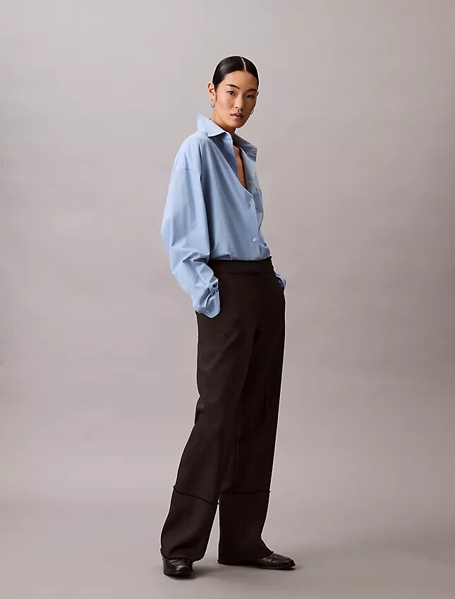 Pantalón con bordes sin rematar Pantalón con bordes sin rematar