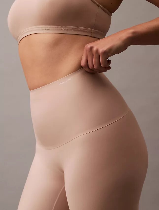 Pantalón corto alisador «segunda piel» Pantalón corto alisador «segunda piel»