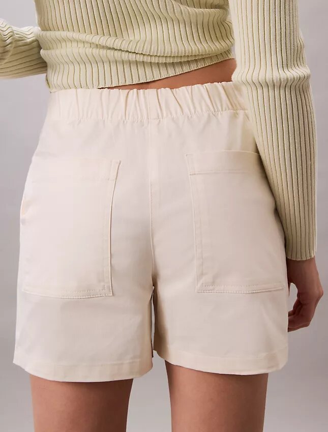 Pantalón corto de satén de algodón Pantalón corto de satén de algodón