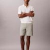 Pantalón corto Stretch Tech de 23 cm