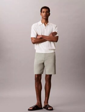 Pantalón corto Stretch Tech de 23 cm
