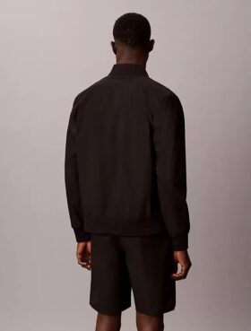 Pantalón corto Stretch Tech de 23 cm