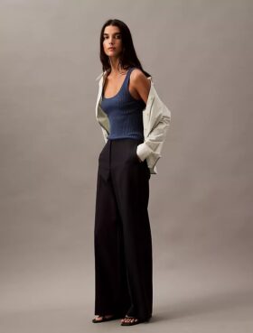 Pantalón de pierna ancha de crepé a rayas