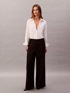 Pantalón de pierna ancha de gabardina de lana