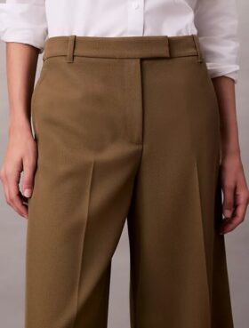 Pantalón de pierna ancha de gabardina de lana