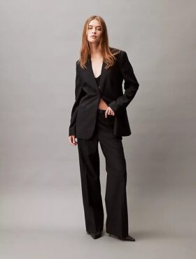 Pantalón de pierna ancha elástico y refinado