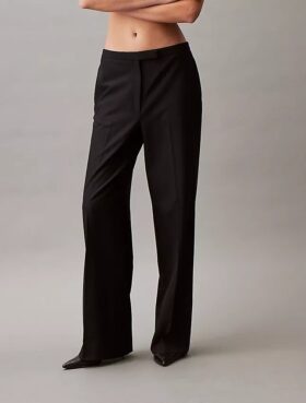 Pantalón de pierna ancha elástico y refinado