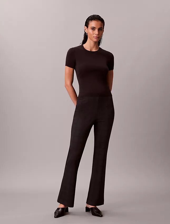 Pantalones acampanados ajustados de ponte Pantalones acampanados ajustados de ponte