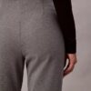 Pantalones acampanados ajustados de ponte Pantalones acampanados ajustados de ponte