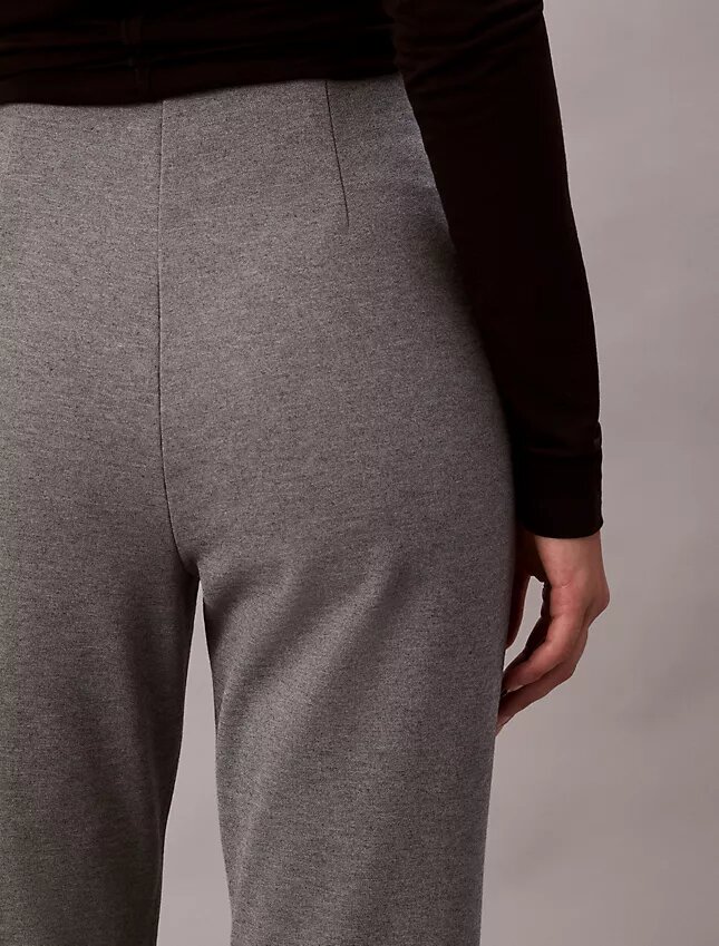 Pantalones acampanados ajustados de ponte Pantalones acampanados ajustados de ponte