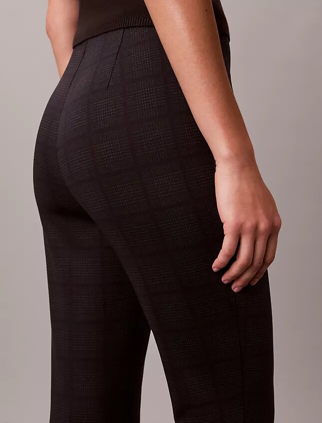 Pantalones acampanados ajustados de ponte Pantalones acampanados ajustados de ponte