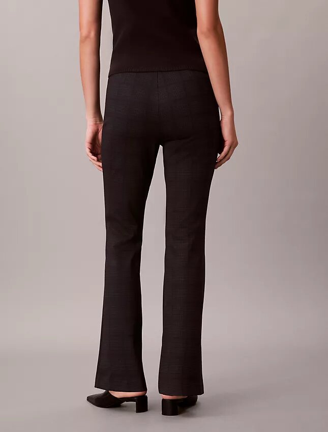 Pantalones acampanados ajustados de ponte Pantalones acampanados ajustados de ponte