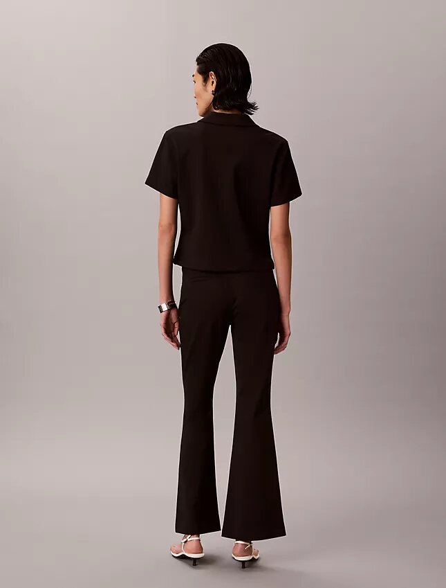 Pantalones acampanados de ponte Pantalones acampanados de ponte