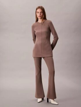 Pantalones acampanados de punto a medida sin cremallera