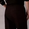 Pantalones acampanados entallados