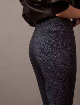 Pantalones ajustados con estampado de espiga en tejido Ponte Pantalones ajustados con estampado de espiga en tejido Ponte