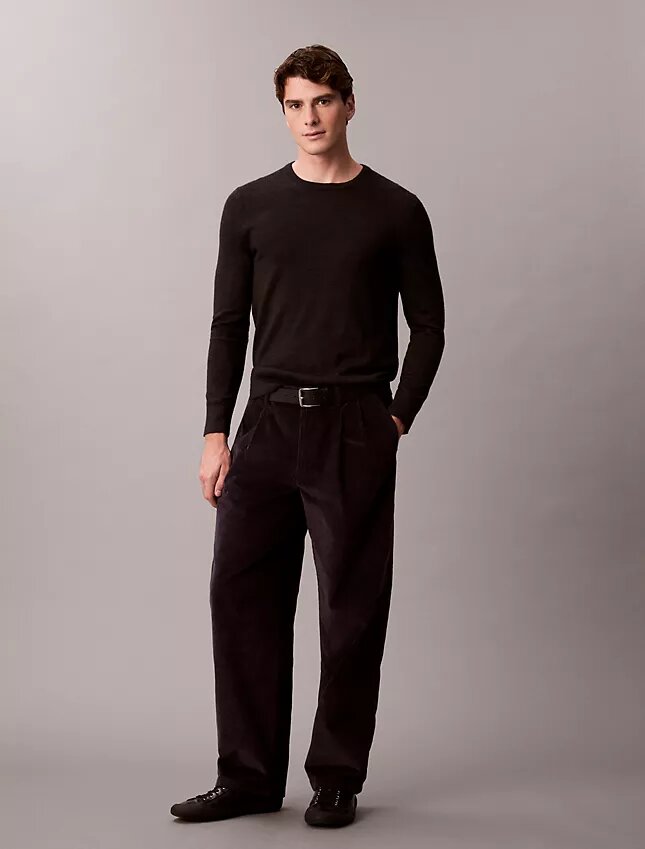 Pantalones anchos de pana con pliegues Pantalones anchos de pana con pliegues