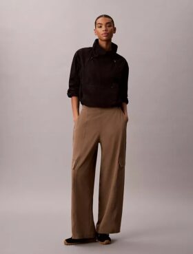 Pantalones cargo de pierna ancha para ir al trabajo