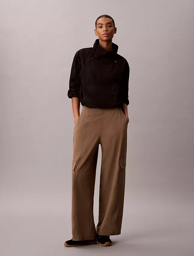 Pantalones cargo de pierna ancha para ir al trabajo Pantalones cargo de pierna ancha para ir al trabajo