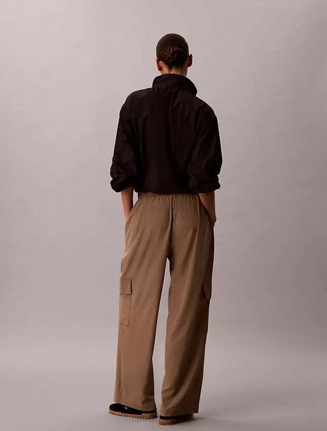 Pantalones cargo de pierna ancha para ir al trabajo Pantalones cargo de pierna ancha para ir al trabajo