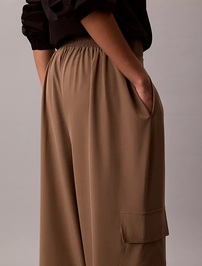Pantalones cargo de pierna ancha para ir al trabajo Pantalones cargo de pierna ancha para ir al trabajo