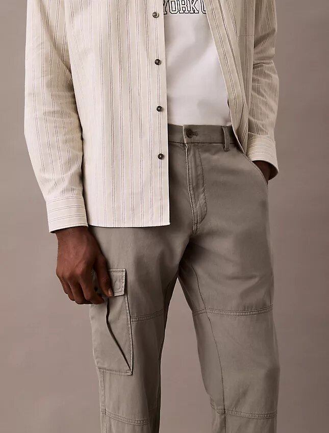 Pantalones cargo de pierna recta lavados a la máquina en mezcla de lyocell Pantalones cargo de pierna recta lavados a la máquina en mezcla de lyocell