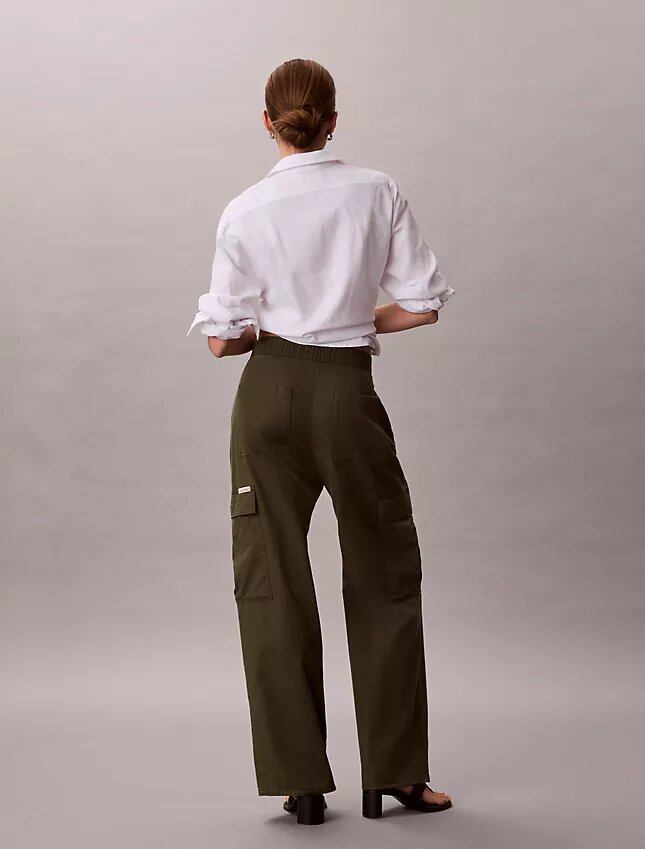 Pantalones cargo de sarga suave Pantalones cargo de sarga suave