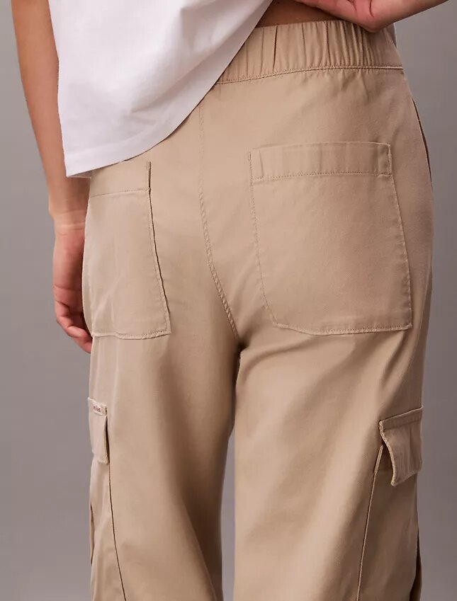 Pantalones cargo de sarga suave Pantalones cargo de sarga suave