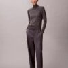 Pantalones cargo holgados de sarga de satén